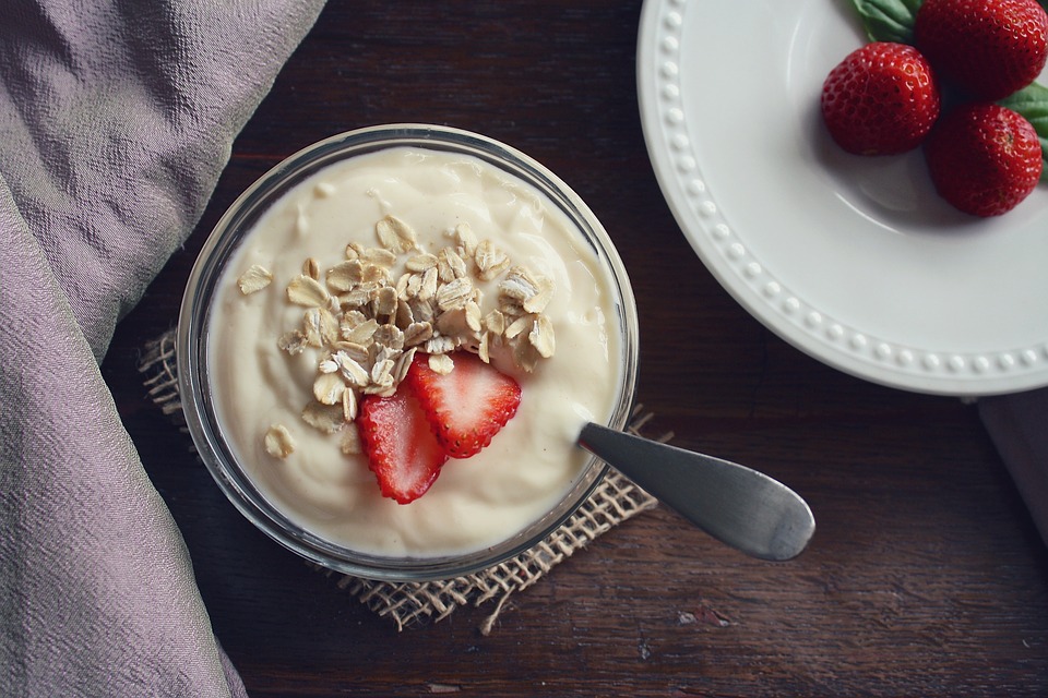 El consumo diario de yogur da lugar a una mejor salud ósea
